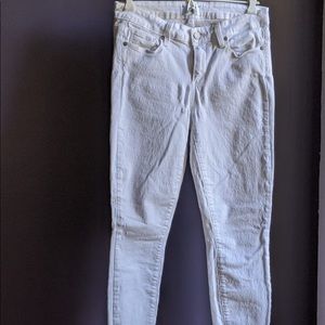 White strech paige jeans
